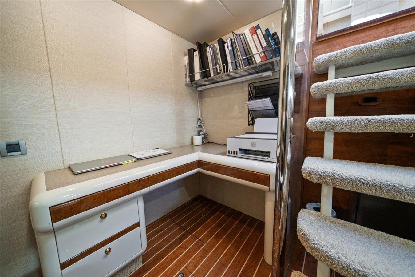 1997-lazzara-76-c74c23