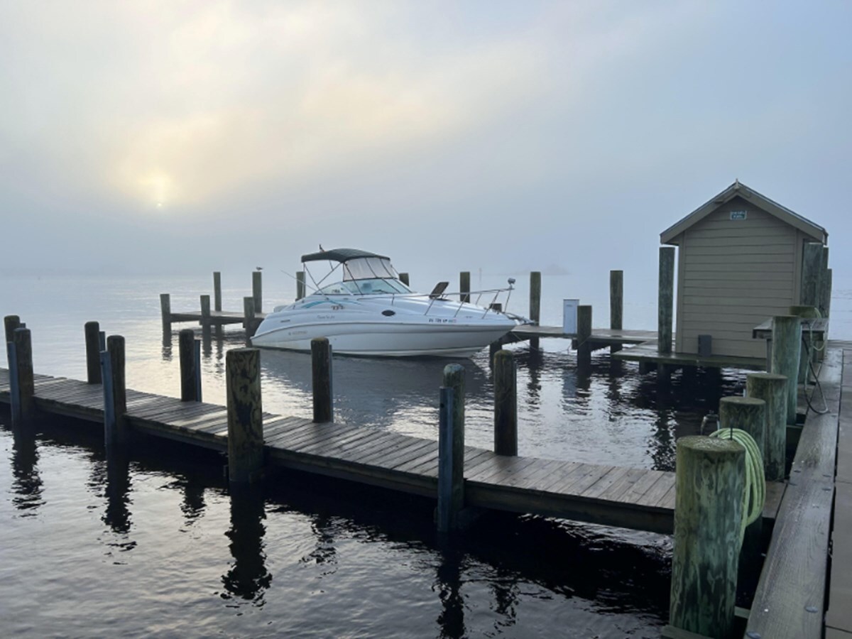 1997-rinker-27-5-8d2266