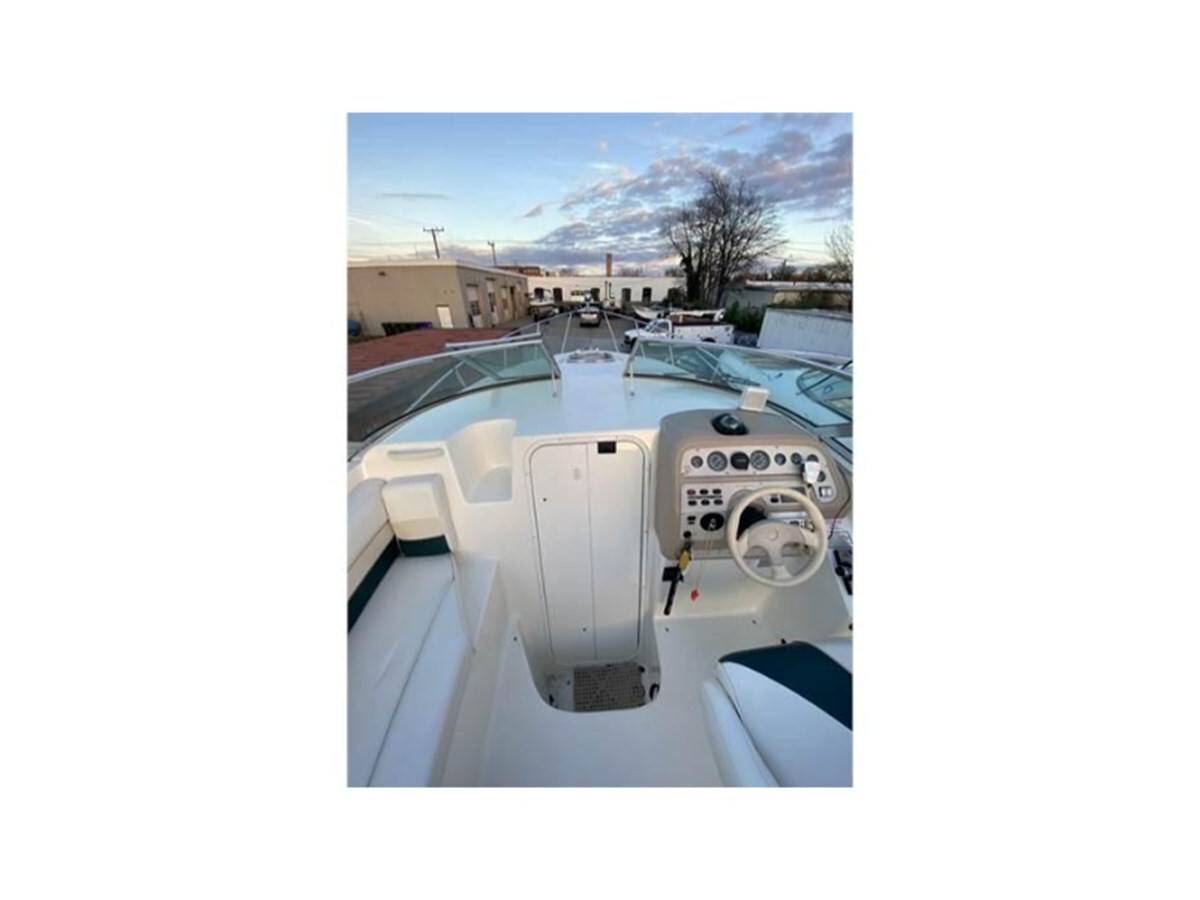 1997-rinker-27-5-8d2266