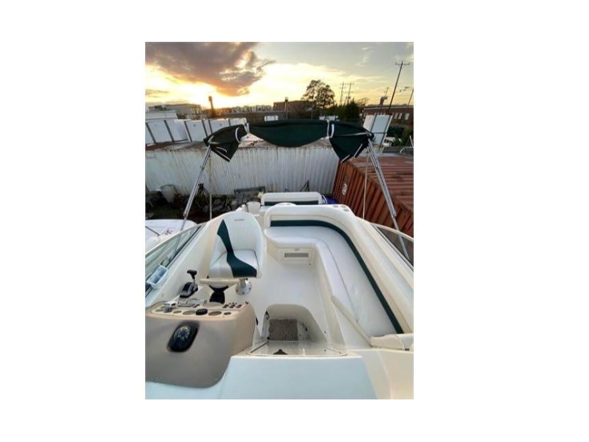 1997-rinker-27-5-8d2266