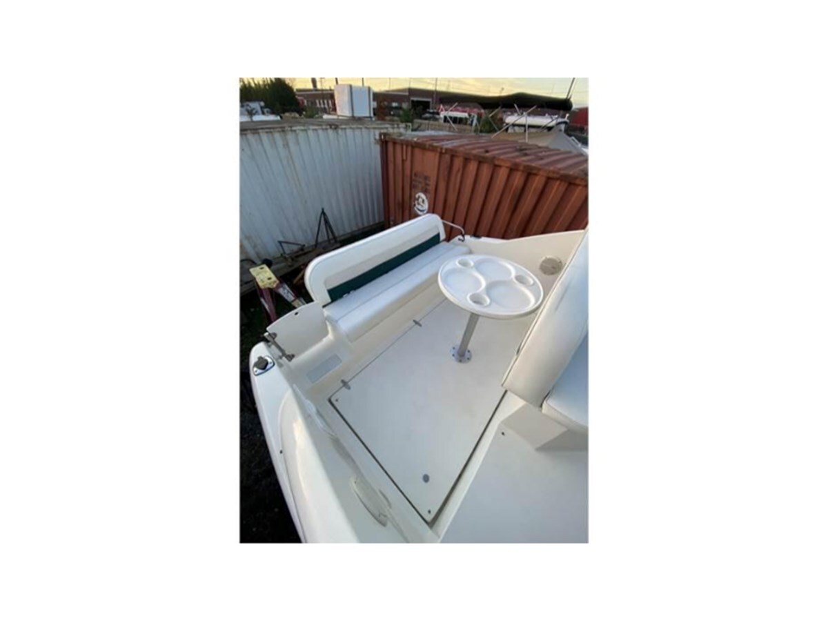 1997-rinker-27-5-8d2266