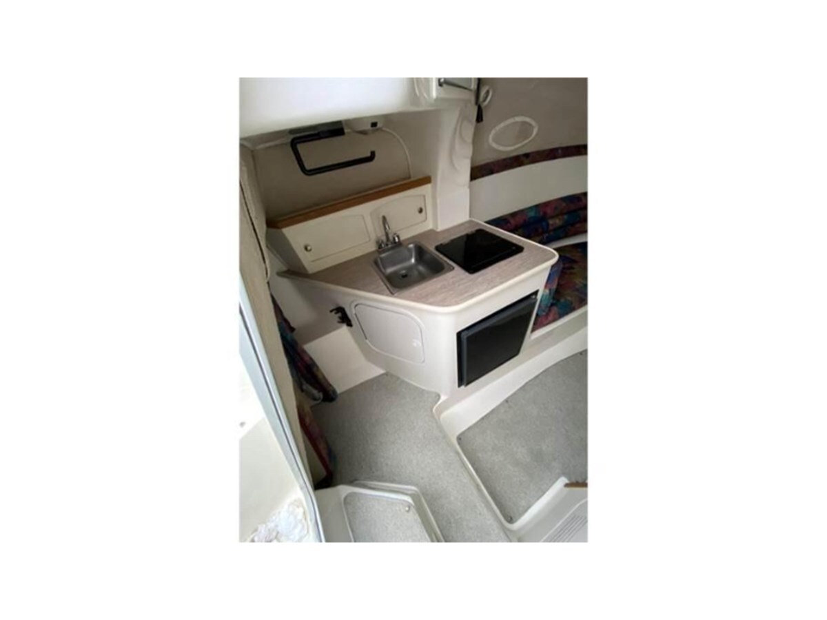 1997-rinker-27-5-8d2266