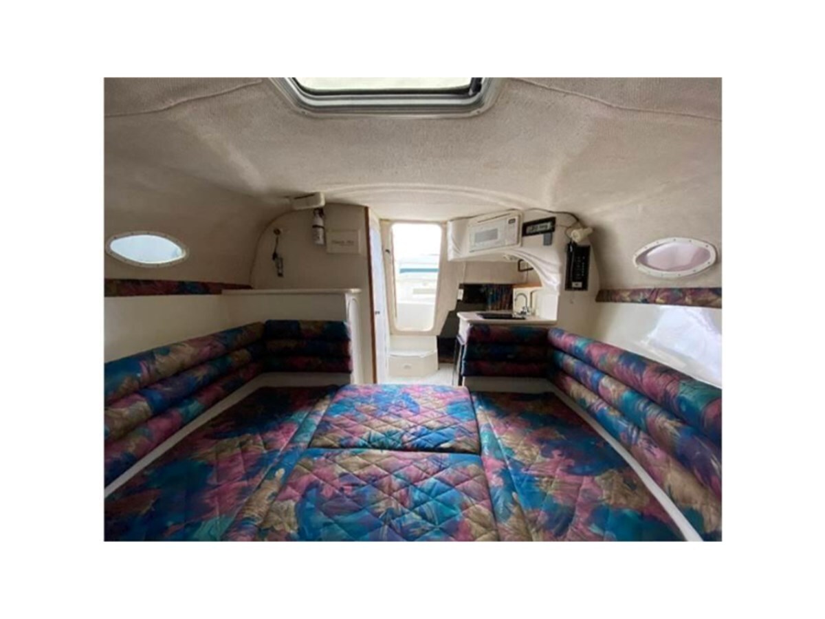 1997-rinker-27-5-8d2266