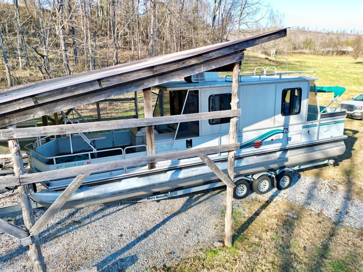 1997-sun-tracker-32-82c09f