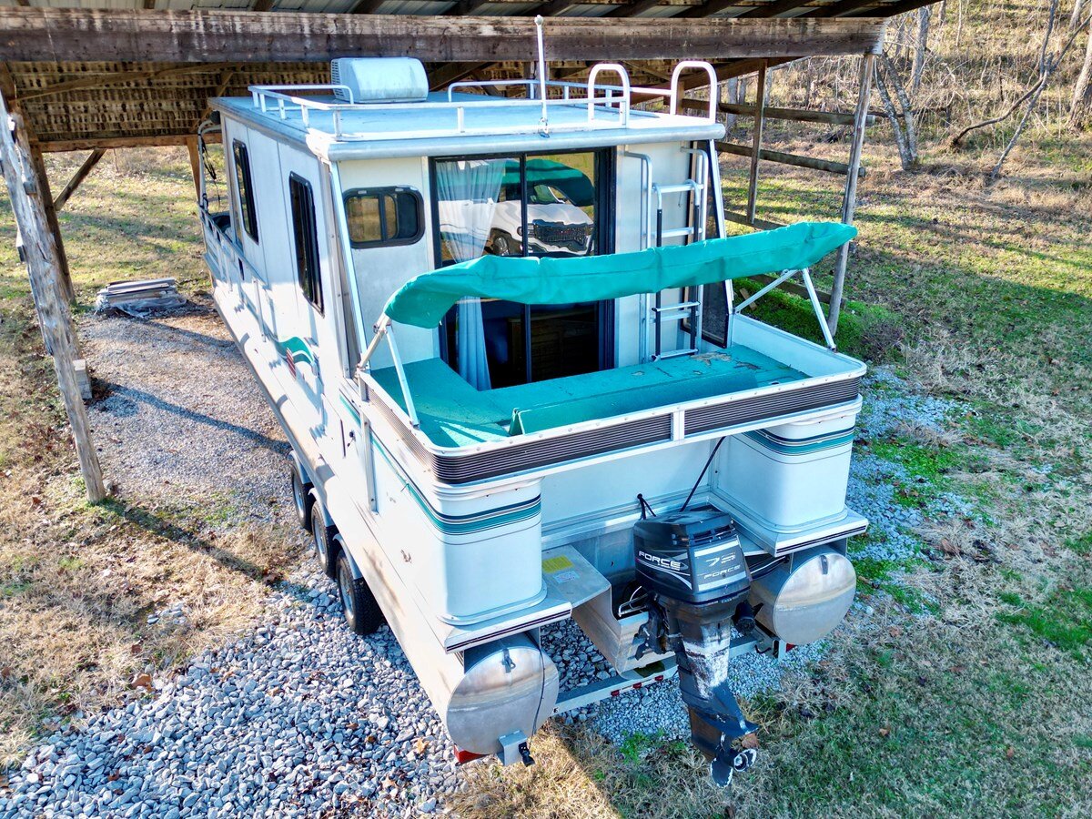 1997-sun-tracker-32-82c09f