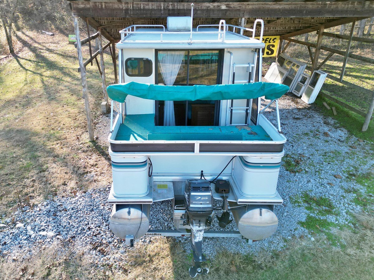 1997-sun-tracker-32-82c09f