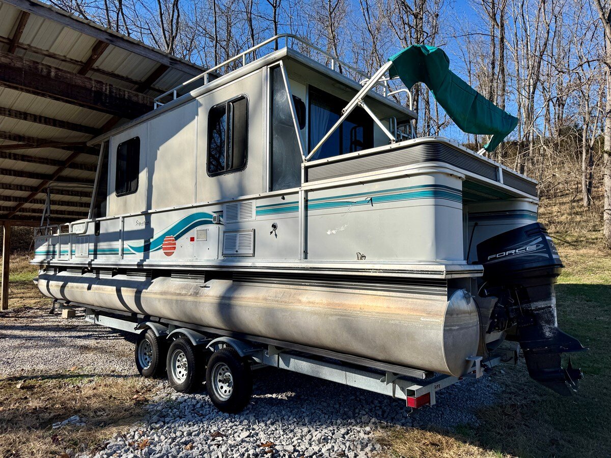 1997-sun-tracker-32-82c09f