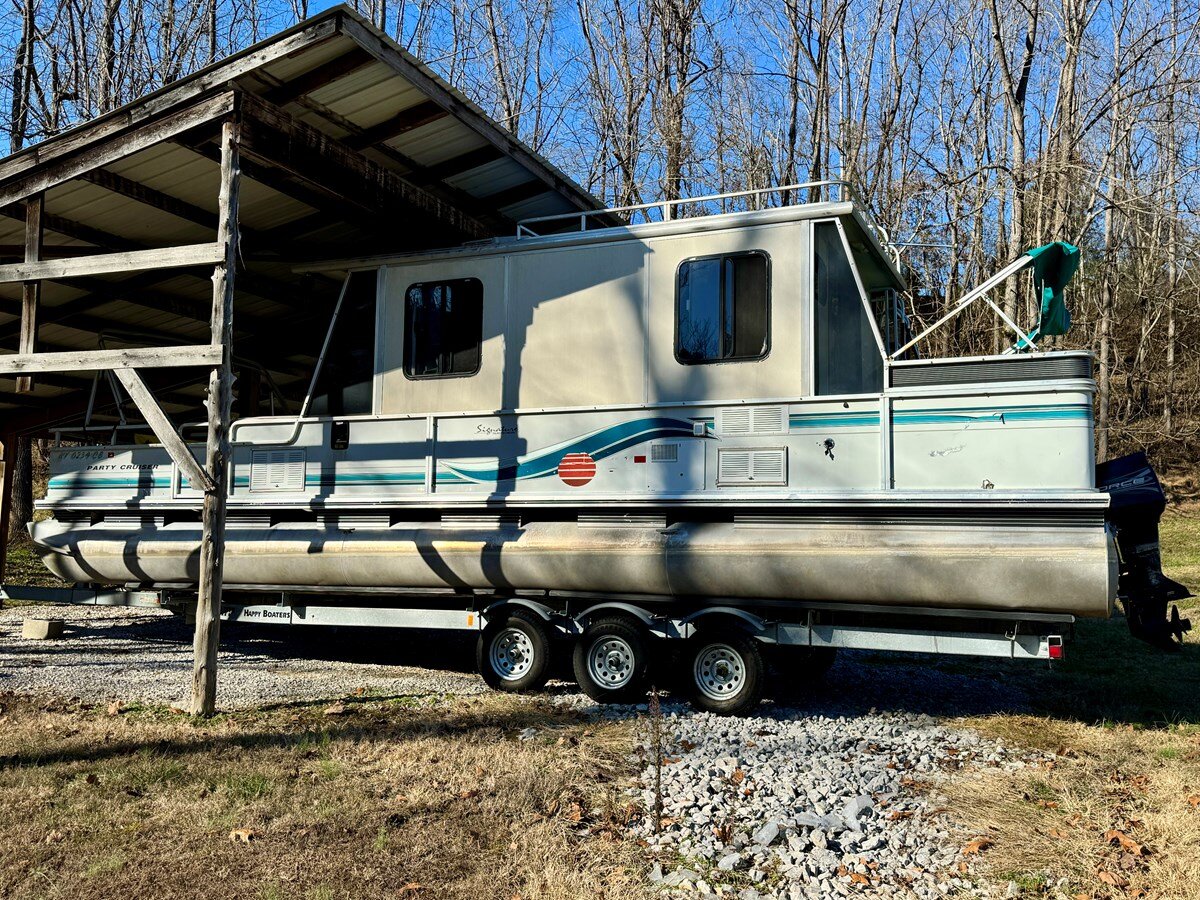 1997-sun-tracker-32-82c09f