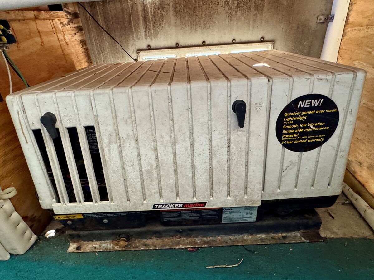 1997-sun-tracker-32-82c09f