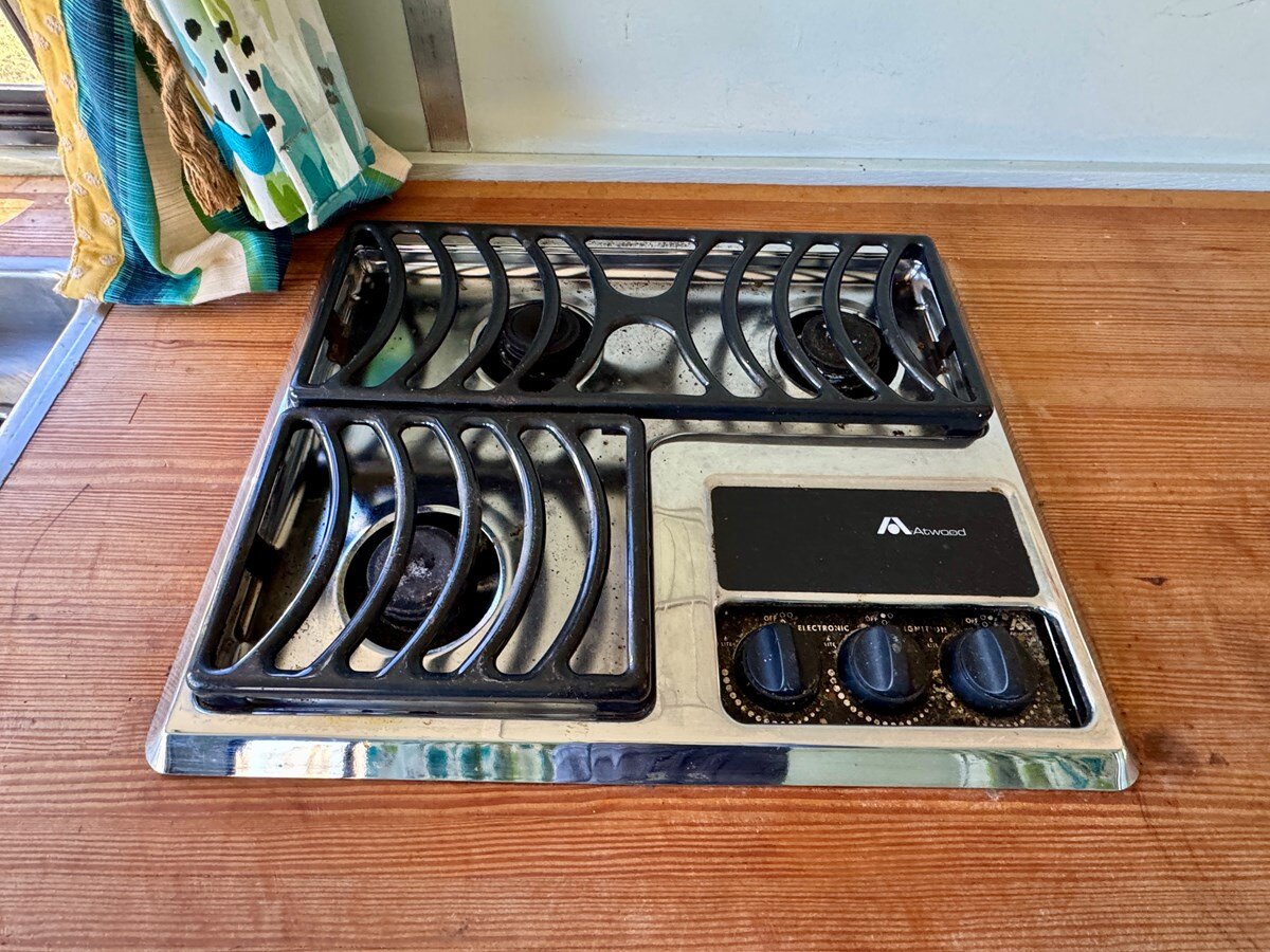 1997-sun-tracker-32-82c09f