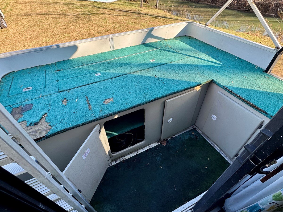 1997-sun-tracker-32-82c09f