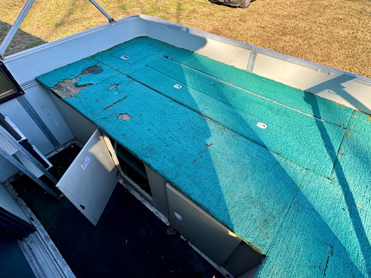 1997-sun-tracker-32-82c09f