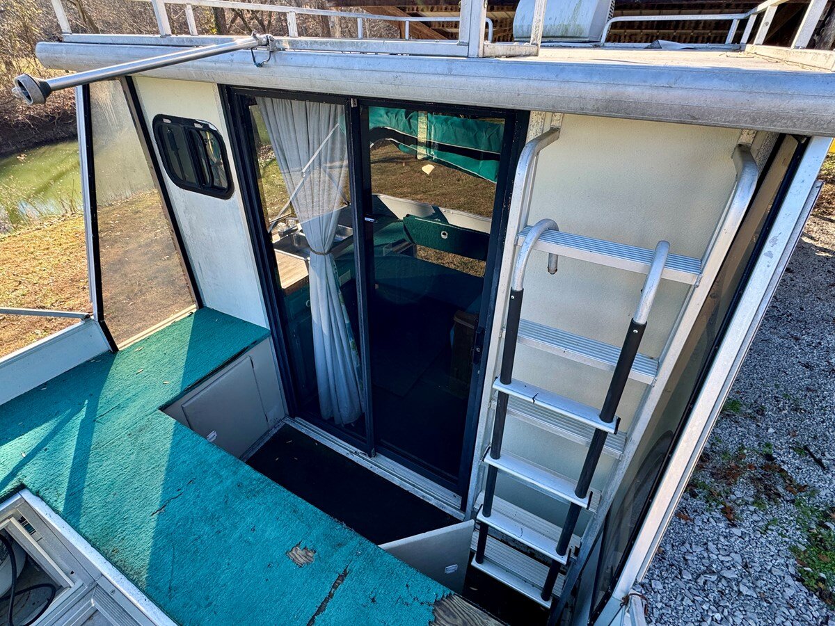 1997-sun-tracker-32-82c09f