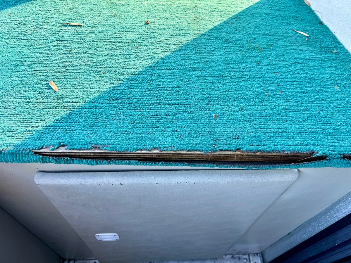 1997-sun-tracker-32-82c09f