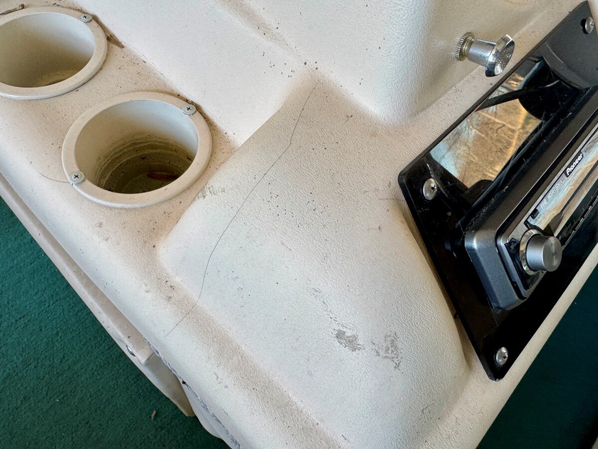 1997-sun-tracker-32-82c09f