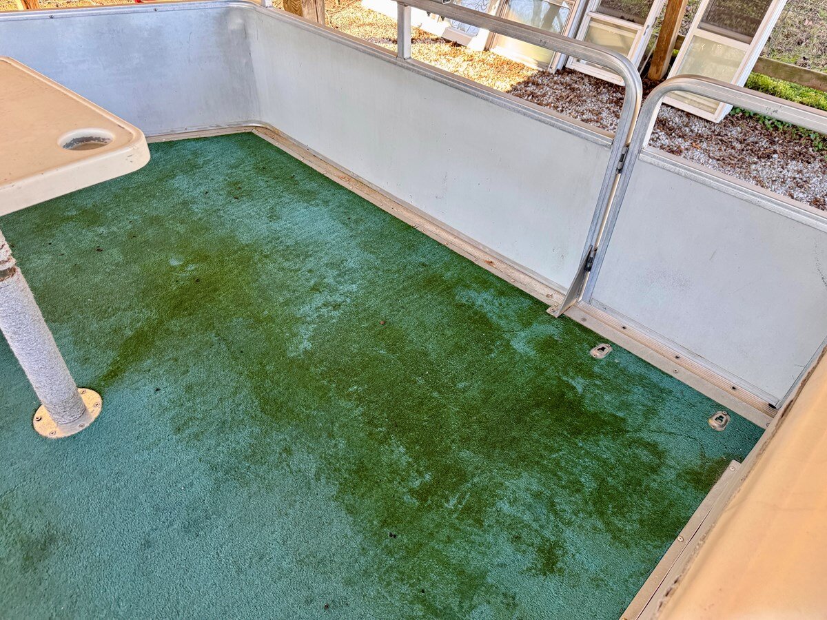 1997-sun-tracker-32-82c09f