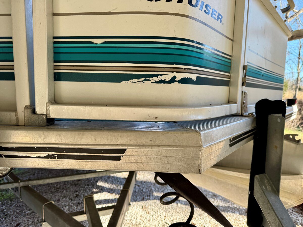 1997-sun-tracker-32-82c09f