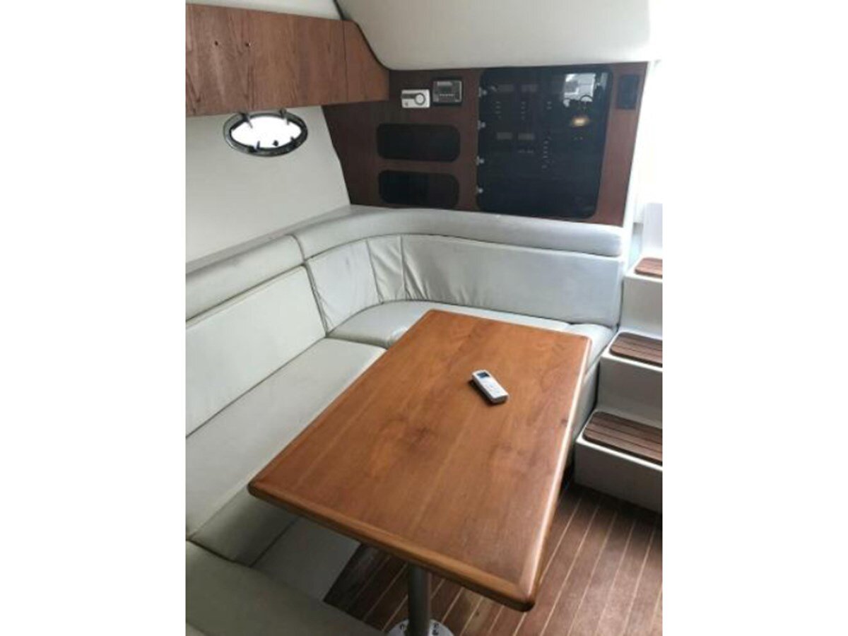 1997-tiara-33-10-977233