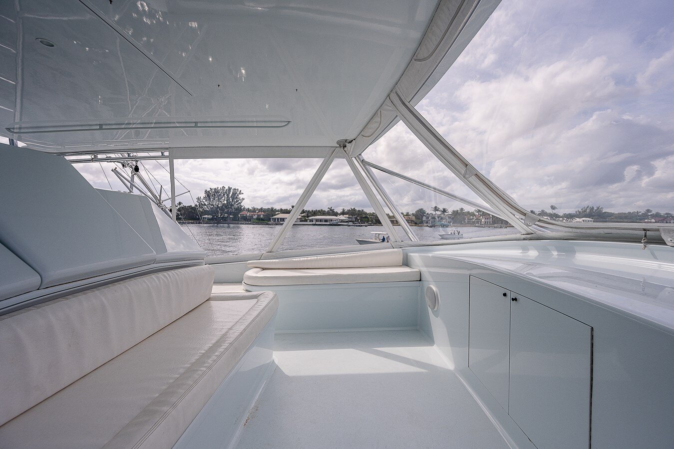 1998-american-custom-yachts-65-3e364a