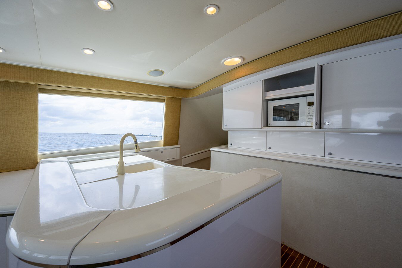 1998-american-custom-yachts-65-ea8d0e