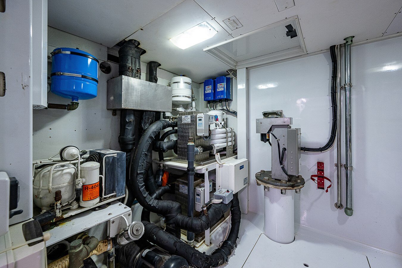 1998-american-custom-yachts-65-ea8d0e