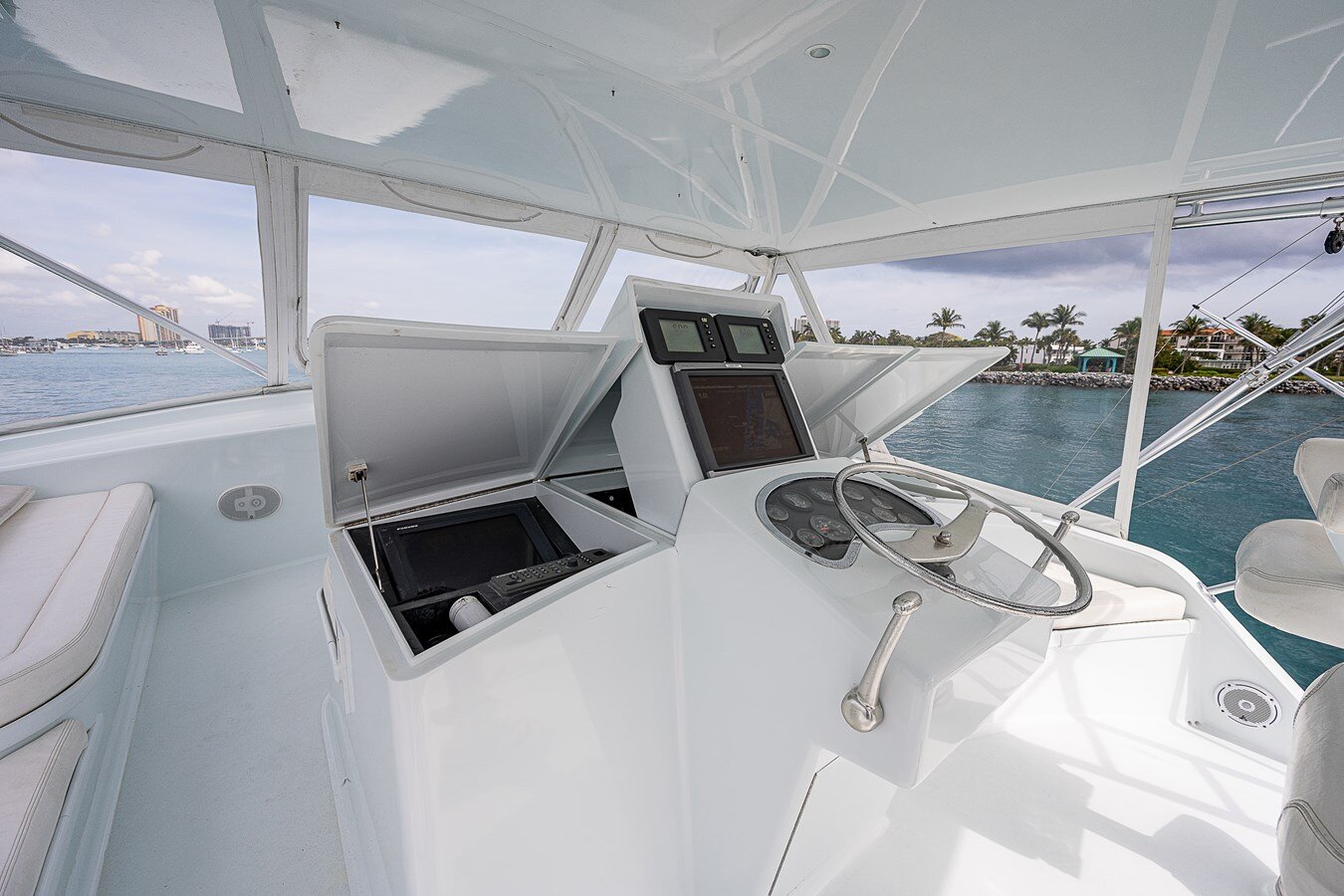 1998-american-custom-yachts-65-ea8d0e