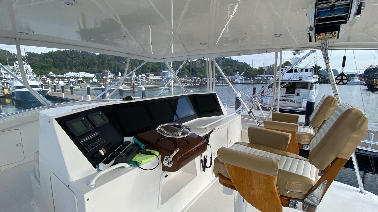 1998-bertram-60-9ec557