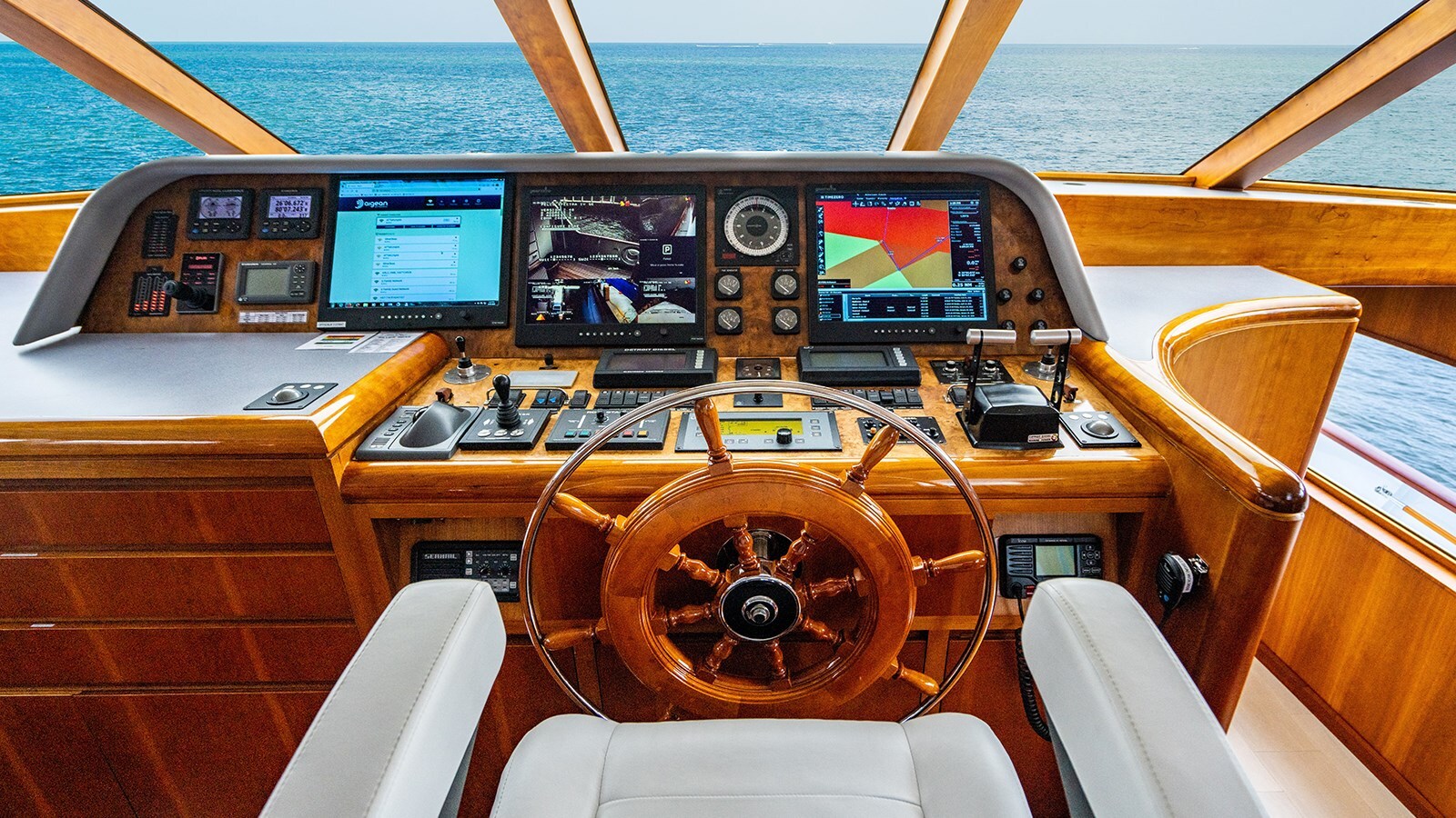 1998-burger-boat-company-107-4-99a56b