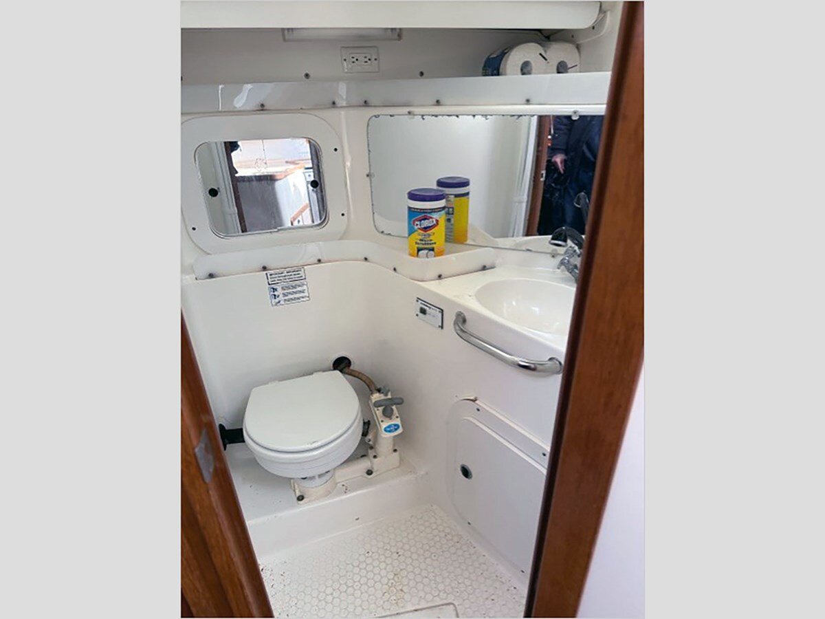 1998-catalina-32-1-5fd08b