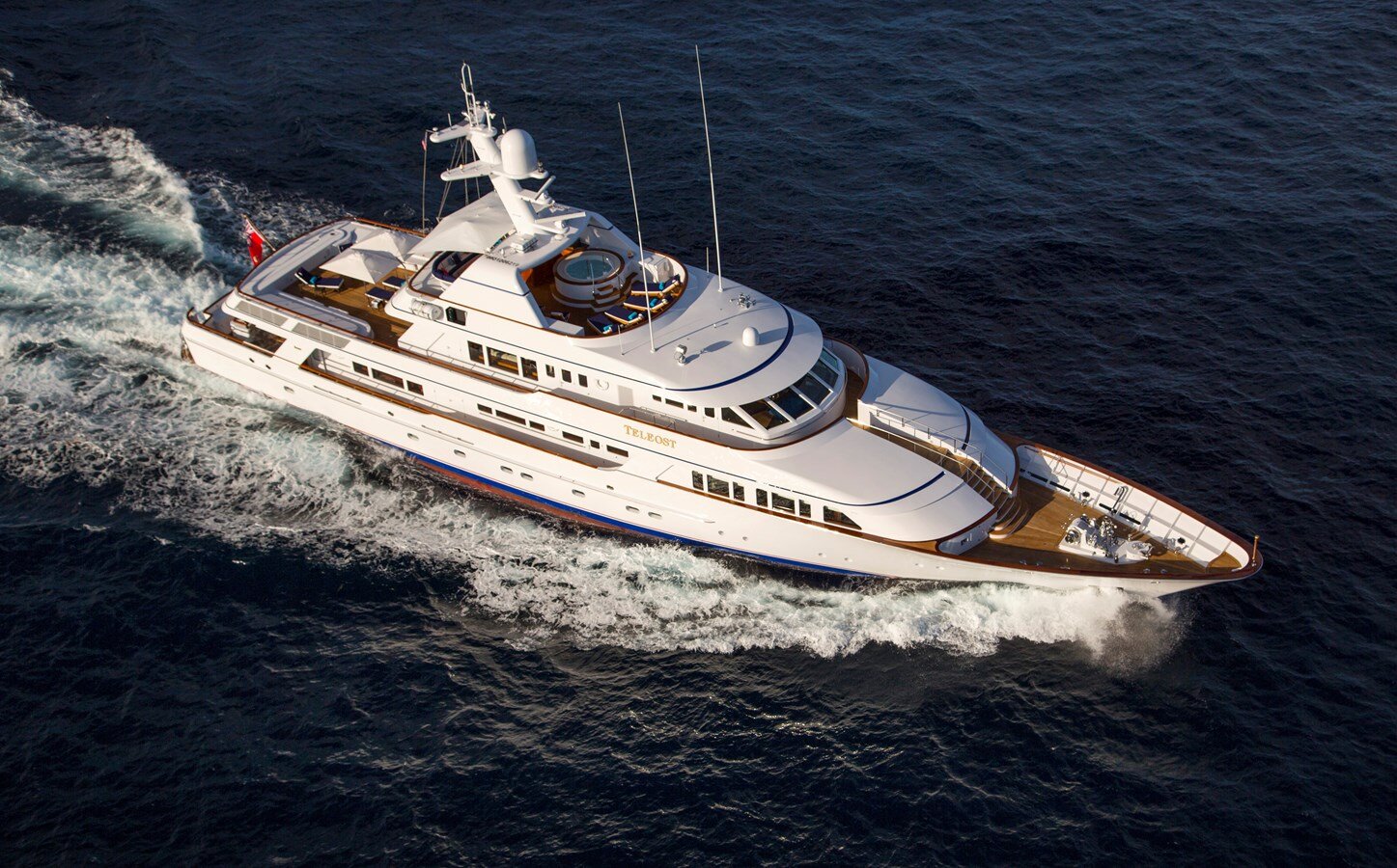 1998 FEADSHIP 161'