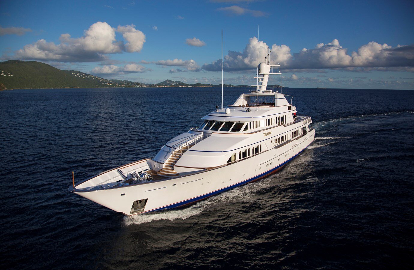 1998 FEADSHIP 161'