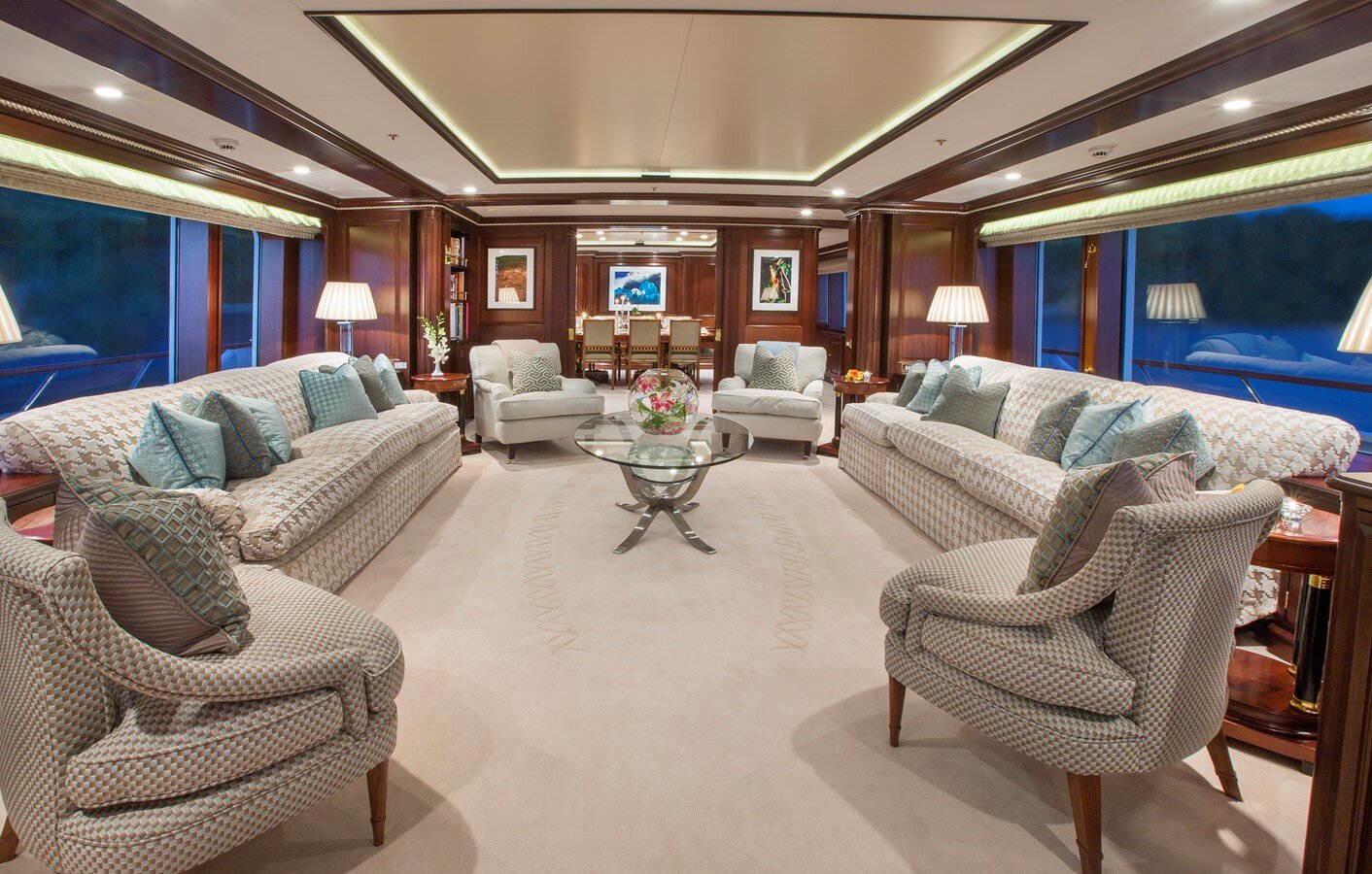 1998 FEADSHIP 161'