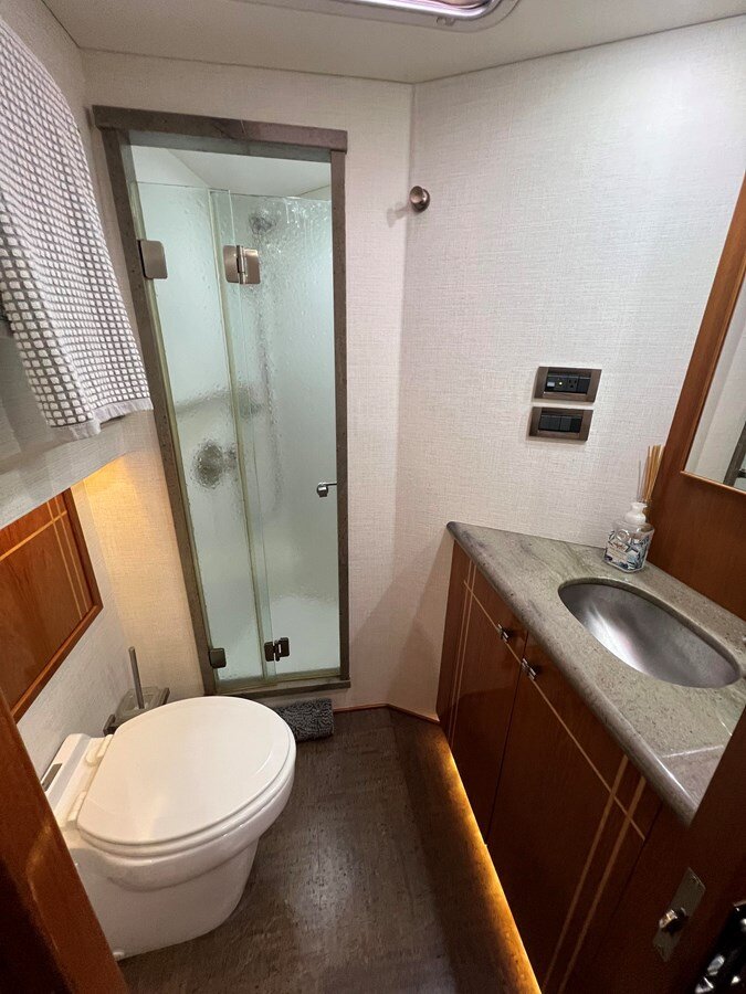 1998-hatteras-70-50fb52