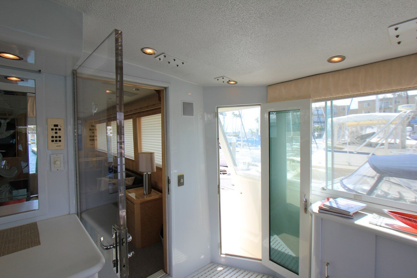 1998-hatteras-74-20cb63