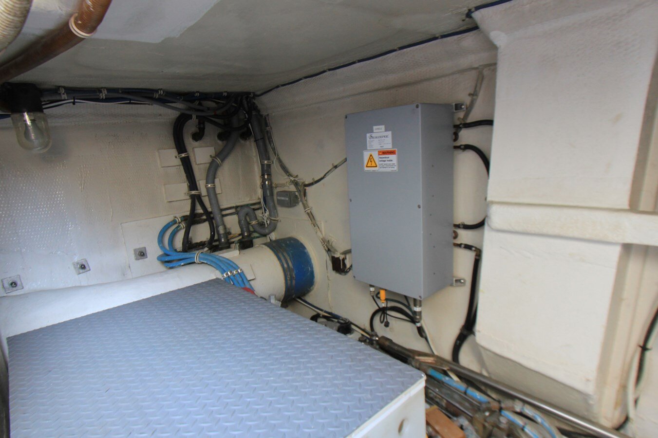 1998-hatteras-74-20cb63