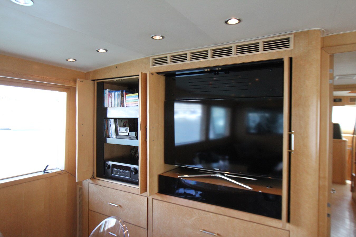 1998-hatteras-74-20cb63