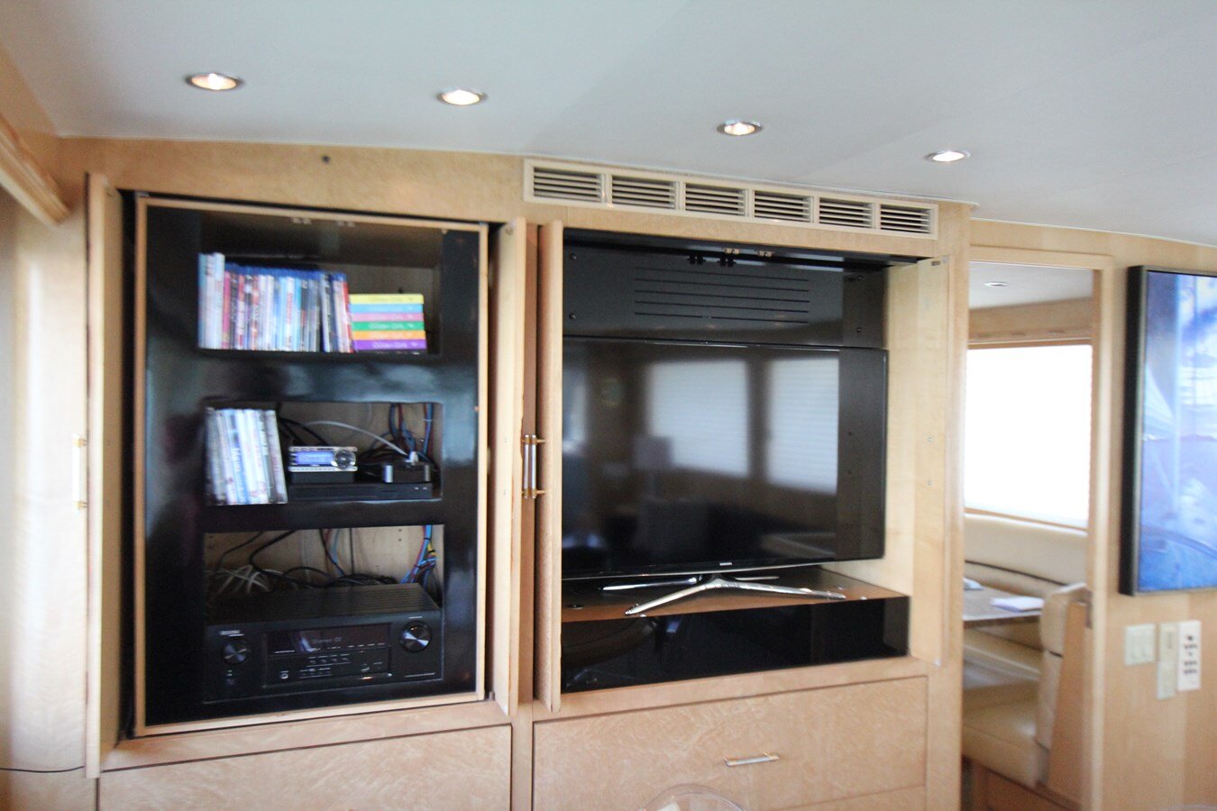 1998-hatteras-74-20cb63