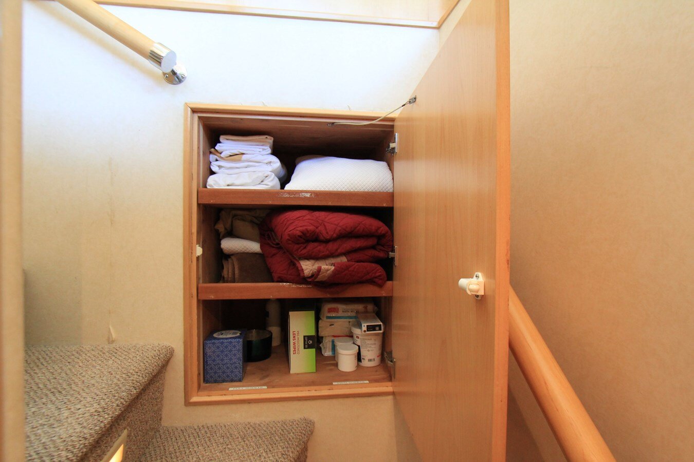 1998-hatteras-74-20cb63