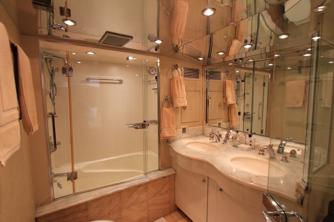 1998-hatteras-74-20cb63