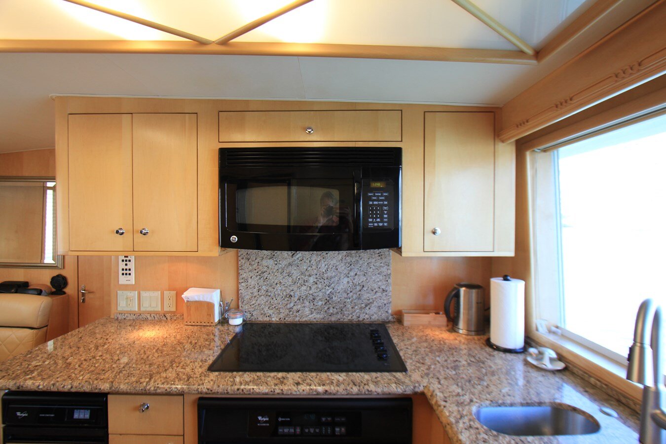 1998-hatteras-74-20cb63