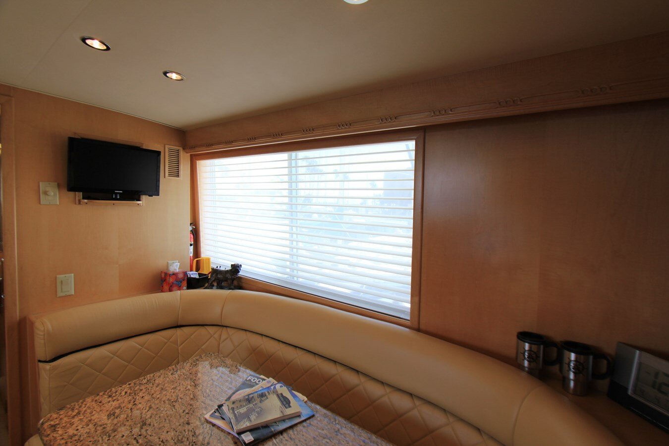 1998-hatteras-74-20cb63