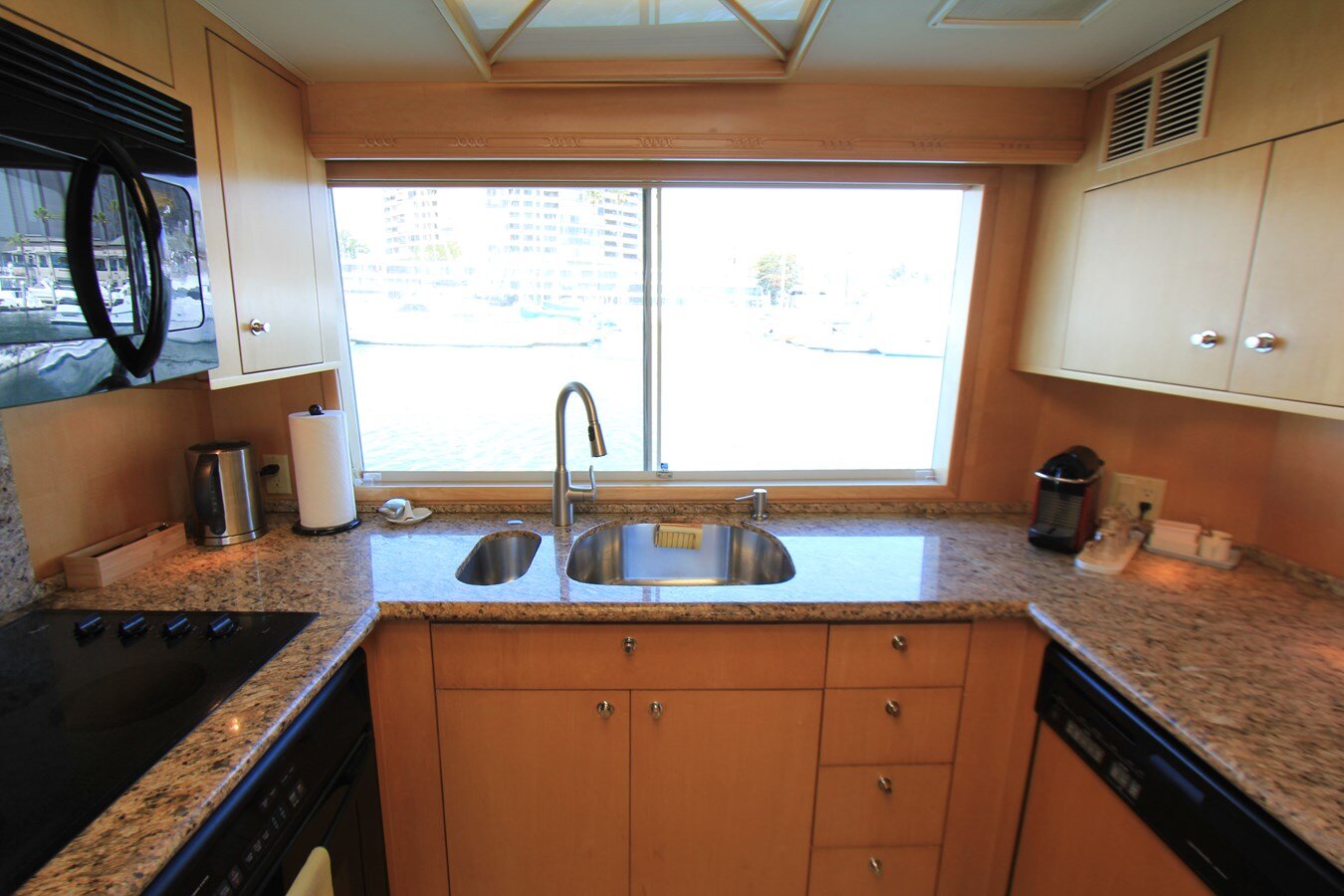 1998-hatteras-74-20cb63