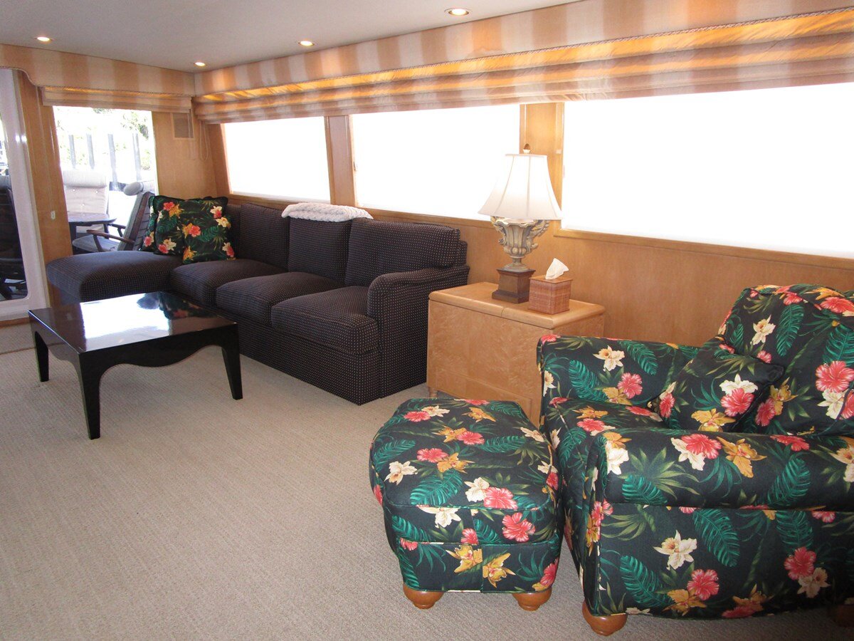 1998-hatteras-74-c9e6f4