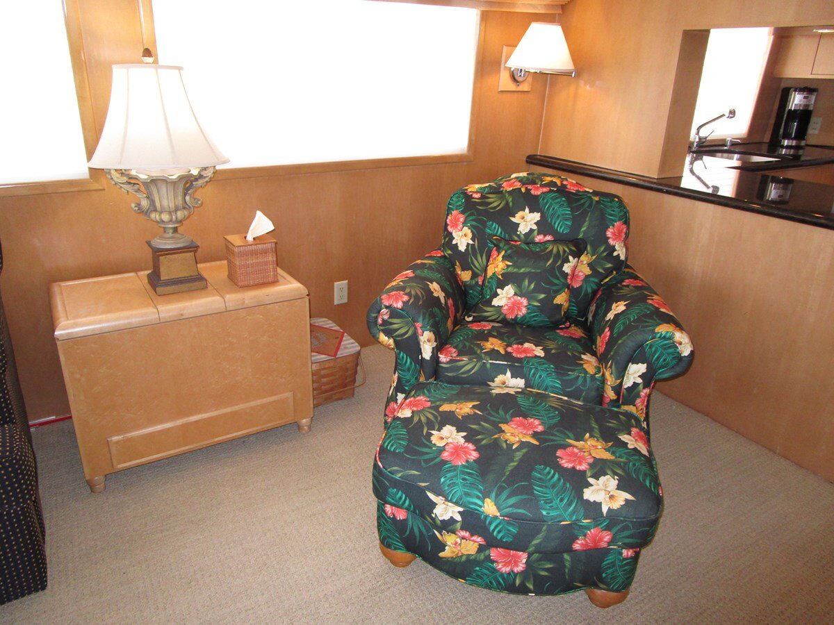 1998-hatteras-74-c9e6f4