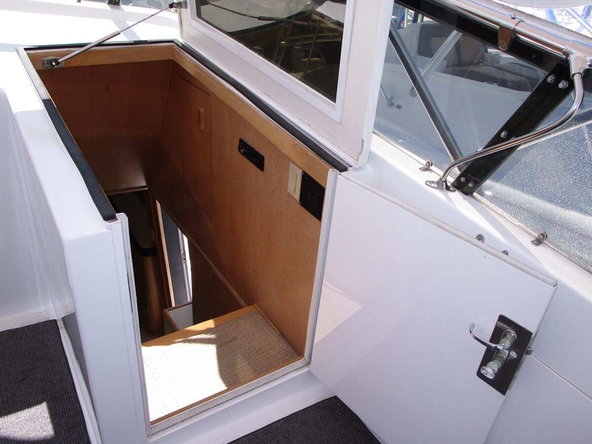 1998-hatteras-74-c9e6f4