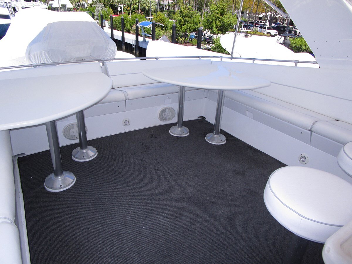 1998-hatteras-74-c9e6f4