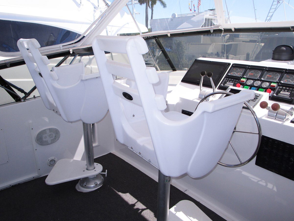 1998-hatteras-74-c9e6f4