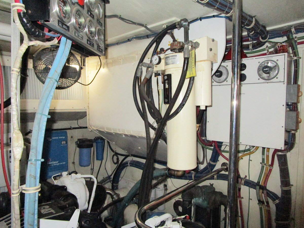 1998-hatteras-74-c9e6f4