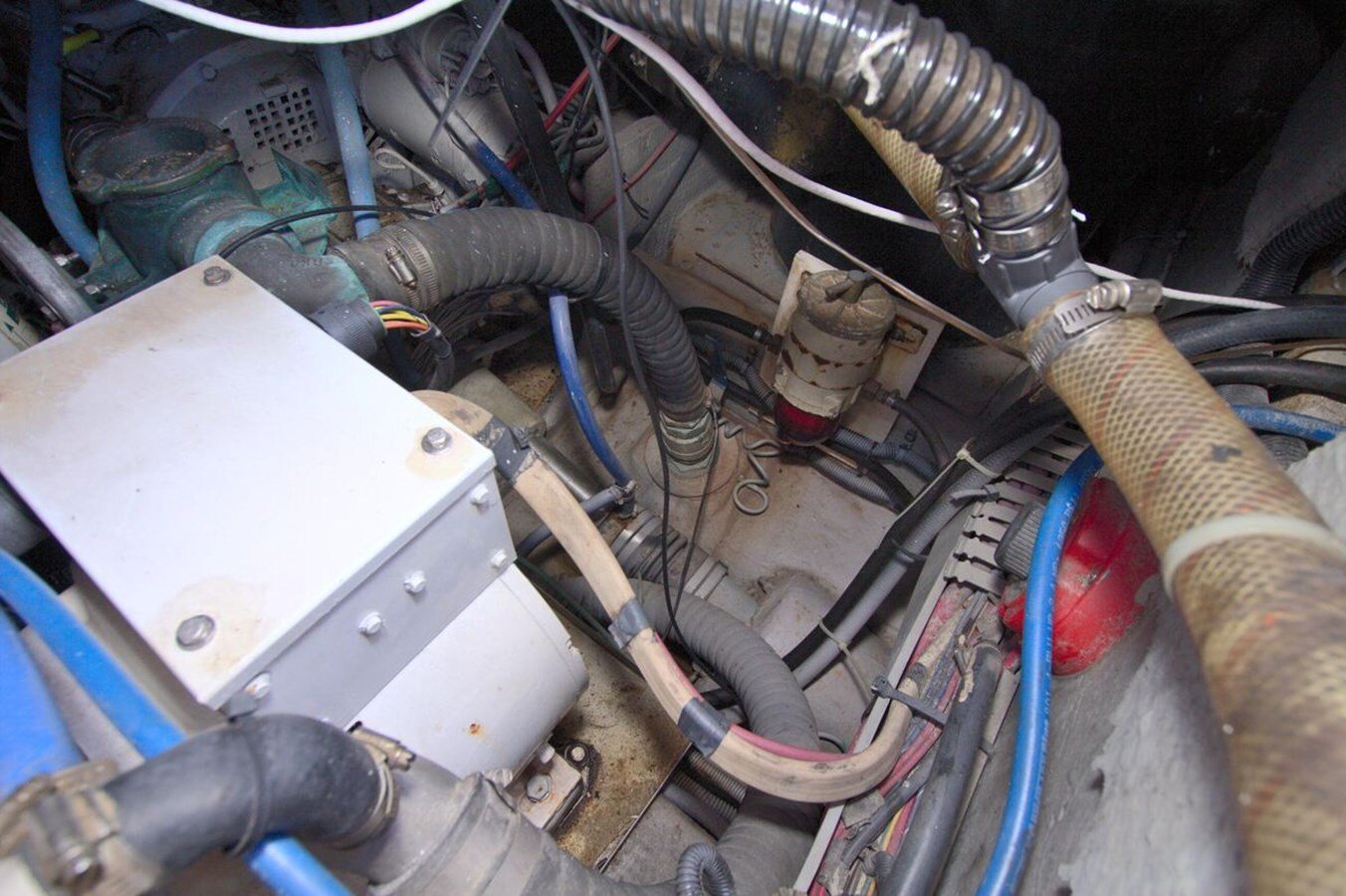 1998-luhrs-36-cace3a