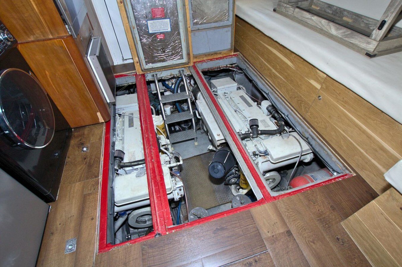 1998-luhrs-36-cace3a